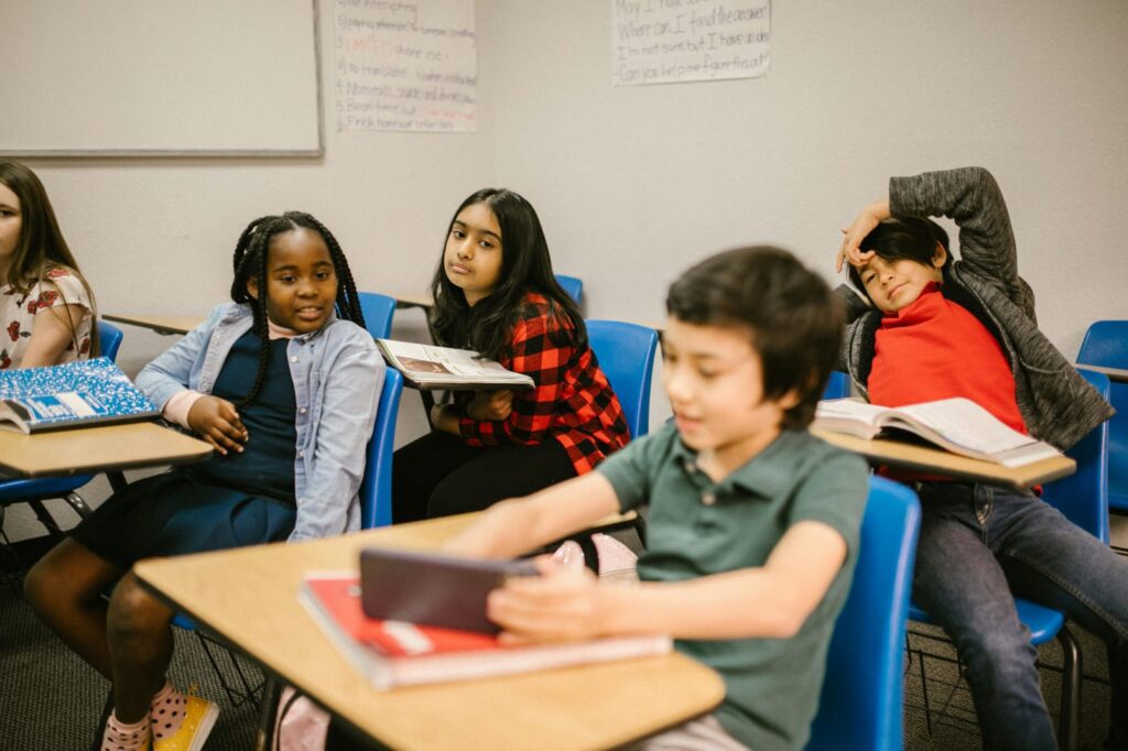 Teaching online from phone 2025
