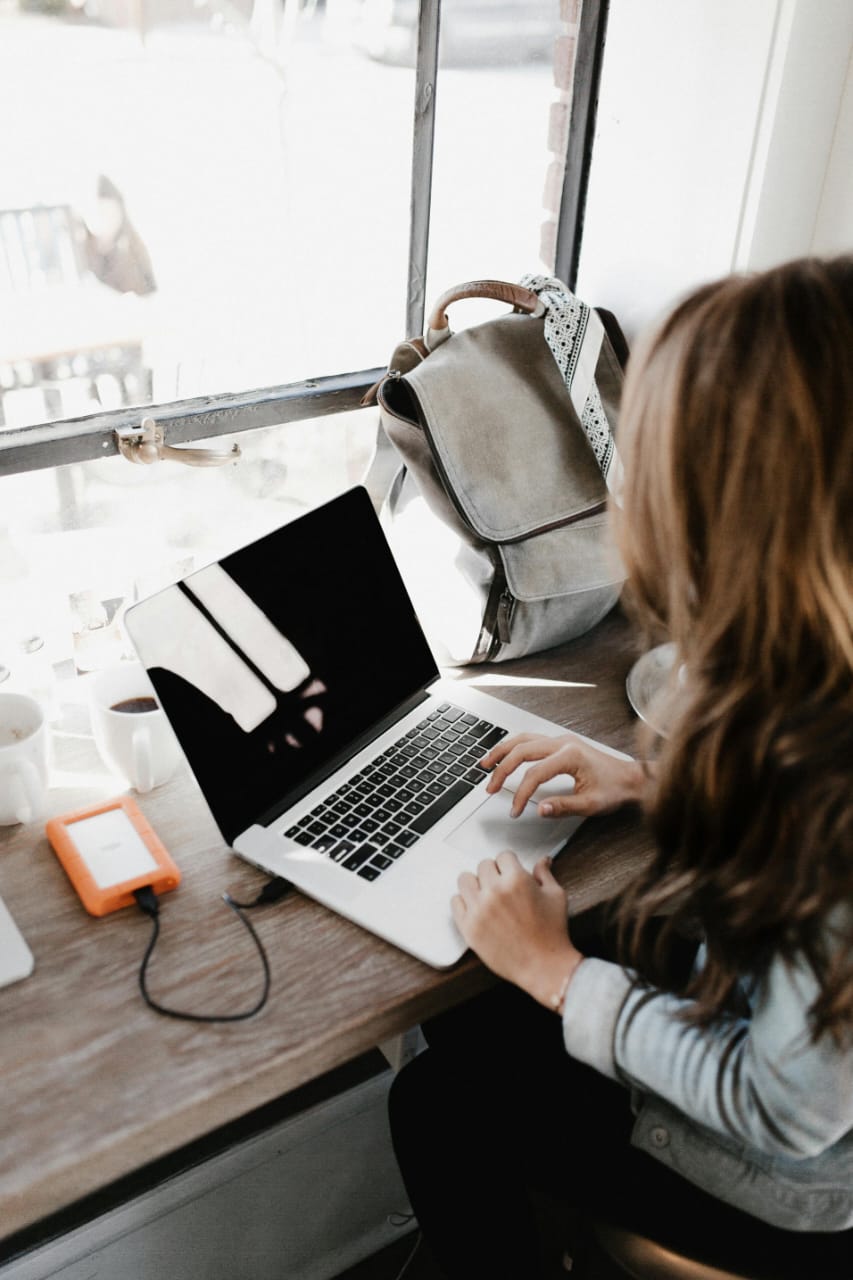 Top AI Tools for Freelancers in 2025 helping remote workers from India and USA