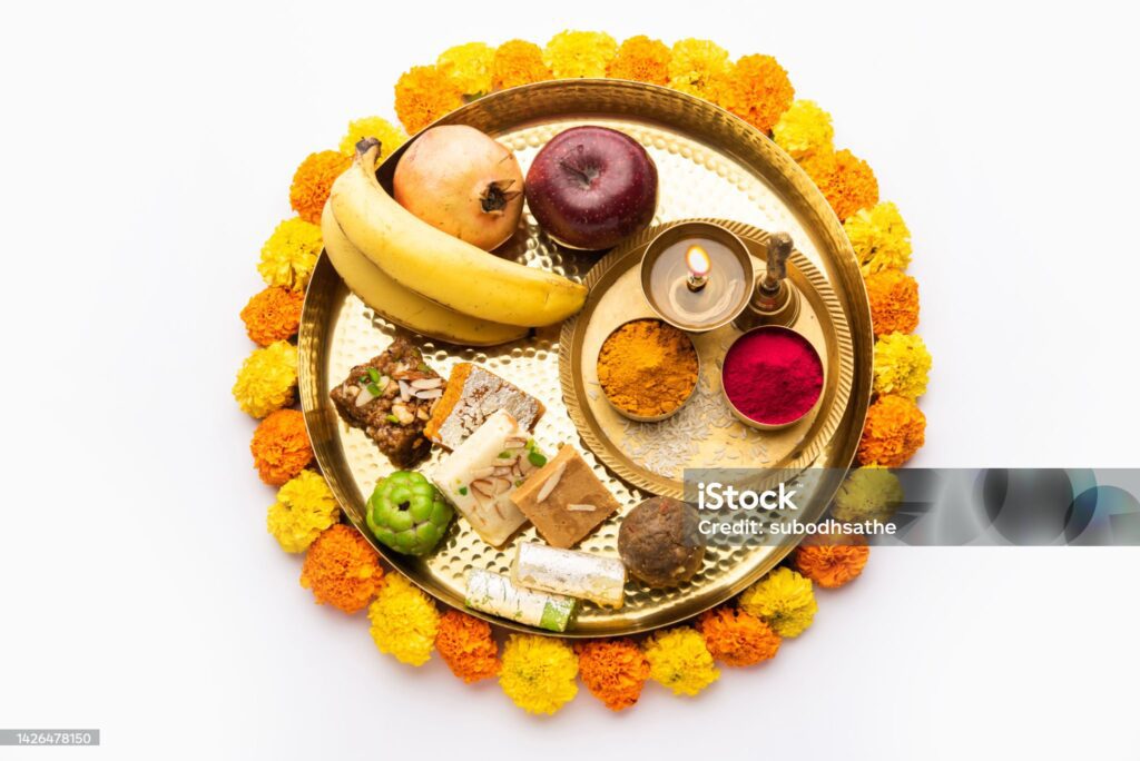 Karwa Chauth 2025 ki sargi thali with fruits and dry fruits