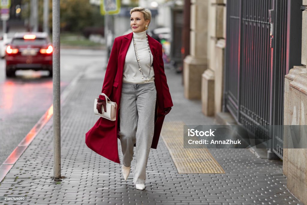 Monochrome Winter Fashion Trends 2025