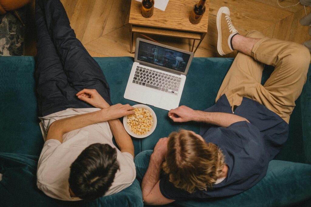 Students binge-watch weekend 2025